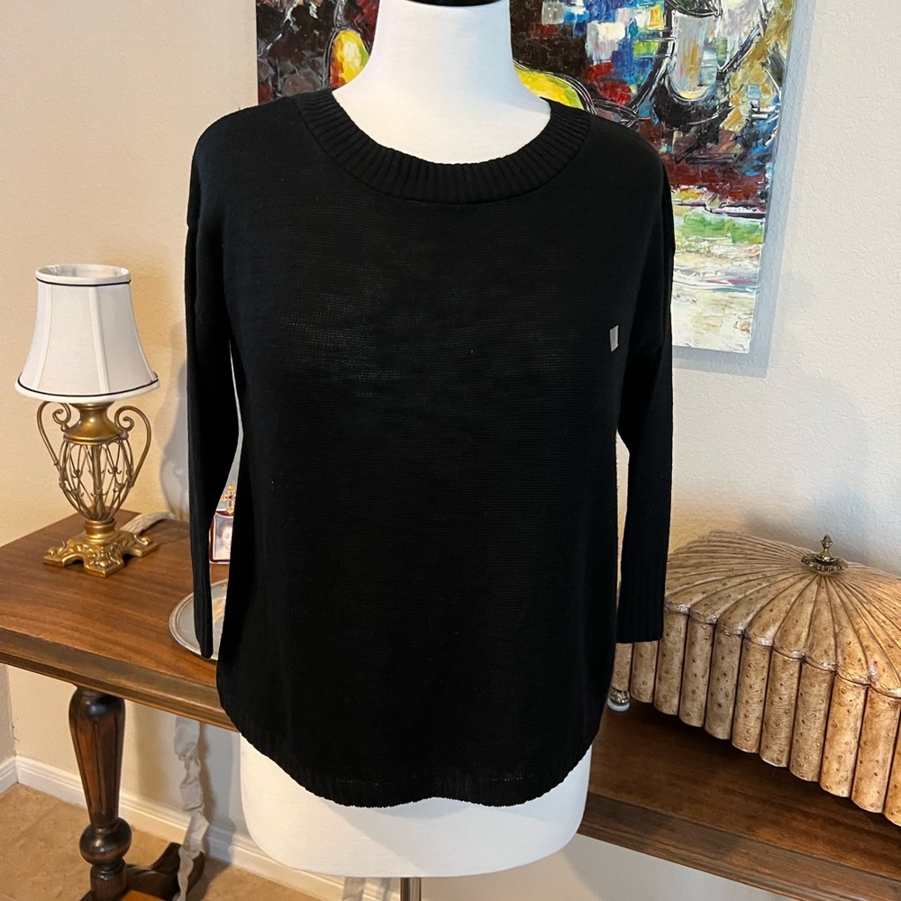 Express crew neck, 3/4 length sleeve Sweater